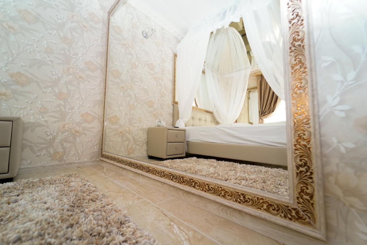 Anadi Hotel Boutique Only Adult Brasov Exterior photo