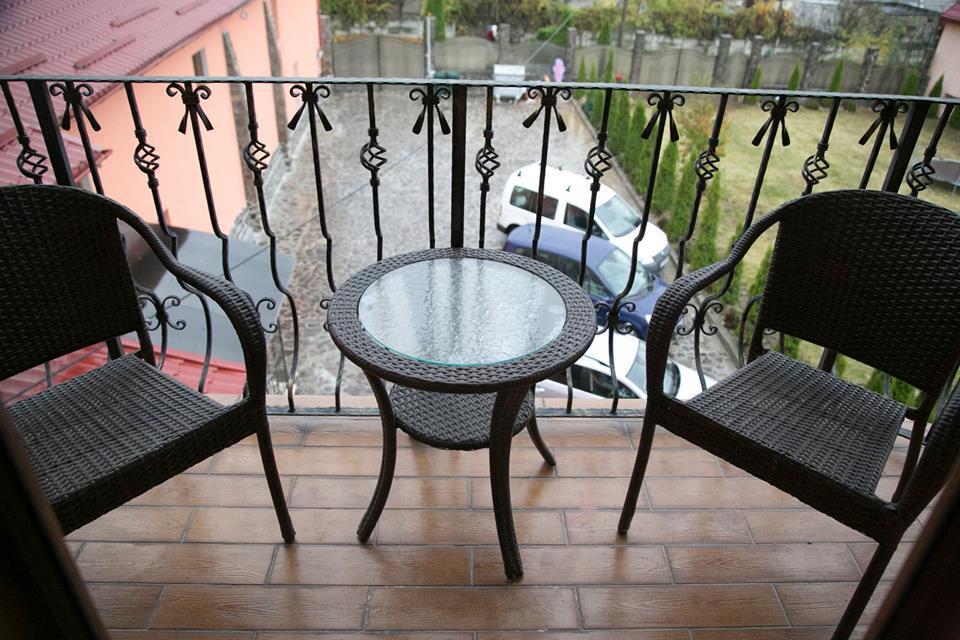 Anadi Hotel Boutique Only Adult Brasov Exterior photo